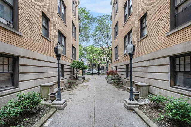 $145,000 | 120 Seward Avenue, Unit 412, Detroit, MI 48202