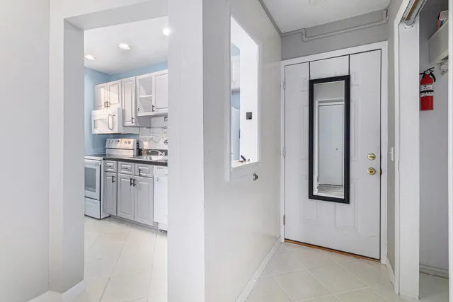 $145,000 | 120 Seward Avenue, Unit 412, Detroit, MI 48202