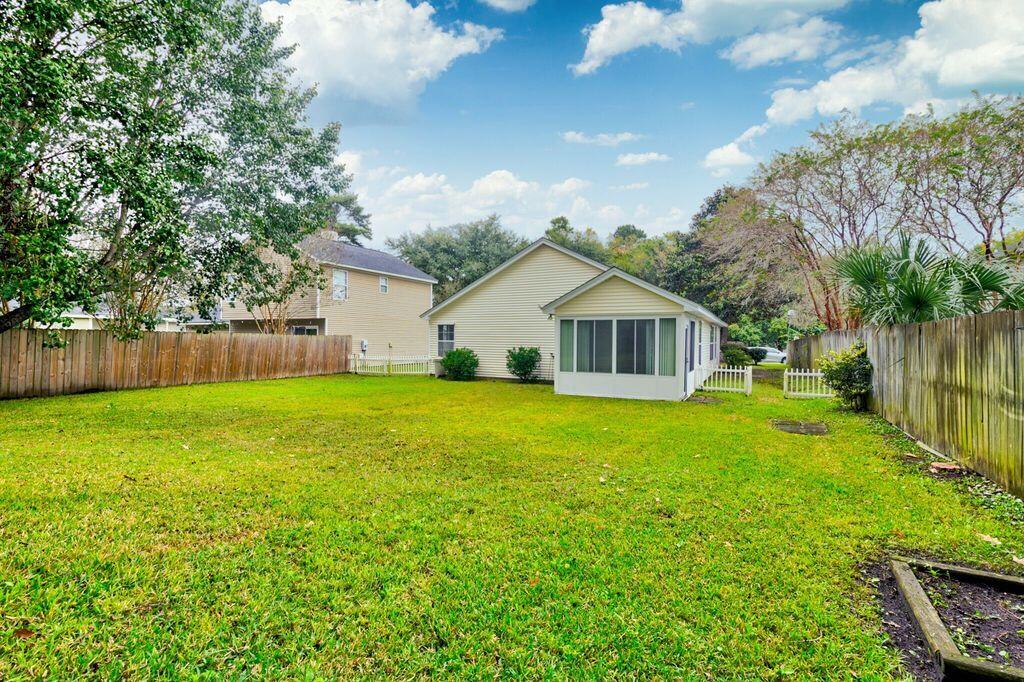 190 Droos Way Charleston, SC 29414 - Photo 23 of 31 23.Backyard