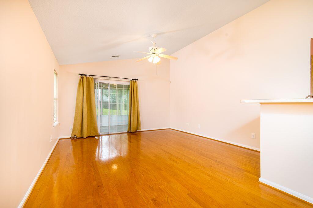 190 Droos Way Charleston, SC 29414 - Photo 7 of 31 7.Den