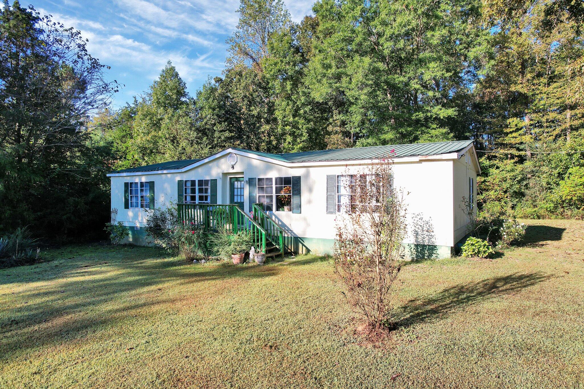 554 County Road 62 Riceville, TN 37370 - Photo 2 of 32 2