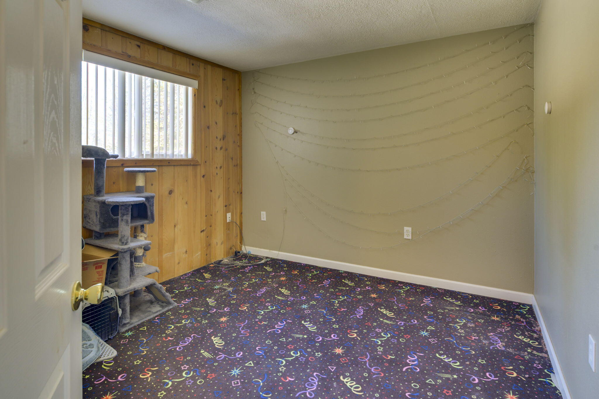 16412 Burgess Road La Pine, OR 97739 - Photo 13 of 27 23-web-or-mls-16412 Burgess Rd, La Pine-