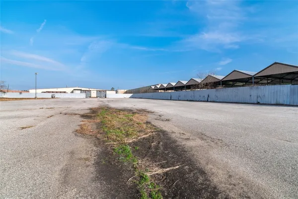 $6,500 | 18919 Aldine Westfield Road, Houston, TX 77073