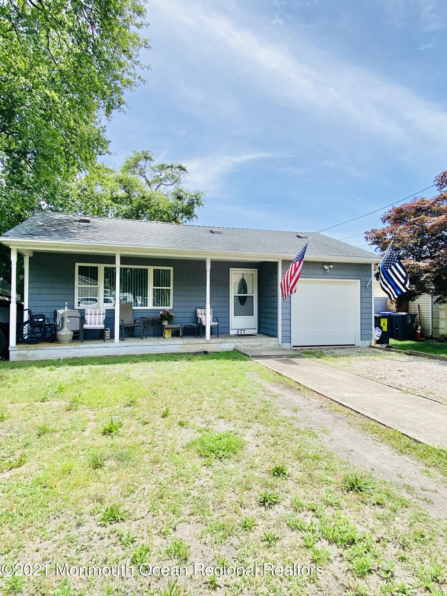 577 Martin Road Toms River, NJ 08753 - Photo 1 of 13 80183568-9B61-4169-907C-9BE610D31ACC