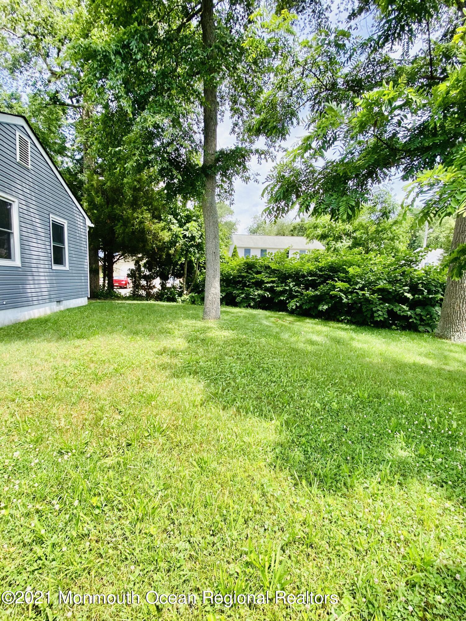 577 Martin Road Toms River, NJ 08753 - Photo 12 of 13 B215316E-D1E6-481E-A23A-94FEDAEDBADB