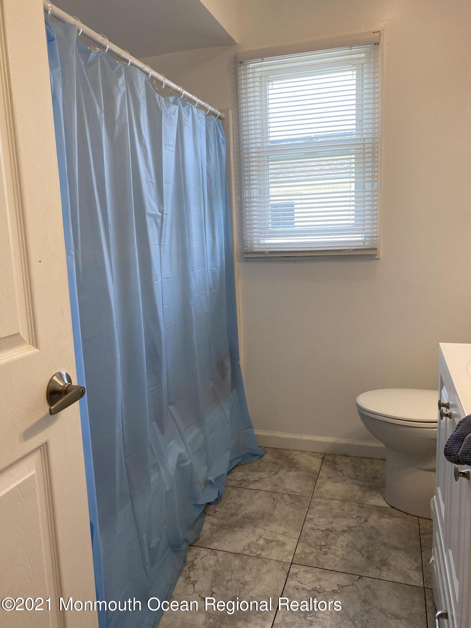 577 Martin Road Toms River, NJ 08753 - Photo 7 of 13 0A3629BE-3C42-47B7-AB6E-0CAFD0873409