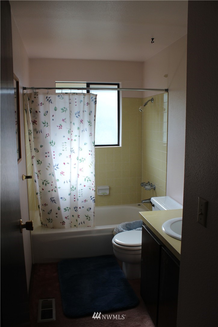 91 Evergreen Loop Forks, WA 98331 - Photo 10 of 15 Gallery Image 10