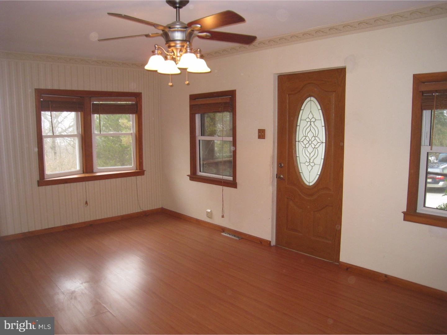 45 Walnut Lane Clementon, NJ 08021 - Photo 6 of 18