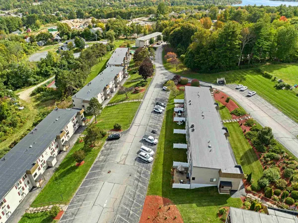 $272,900 | 41 Treetop Circle, Unit 34, Laconia, NH 03246