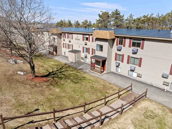 $272,900 | 41 Treetop Circle, Unit 34, Laconia, NH 03246
