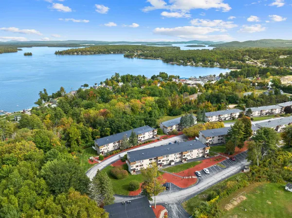 $272,900 | 41 Treetop Circle, Unit 34, Laconia, NH 03246