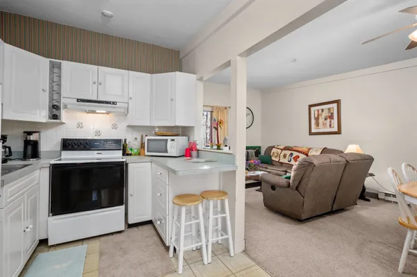 $272,900 | 41 Treetop Circle, Unit 34, Laconia, NH 03246