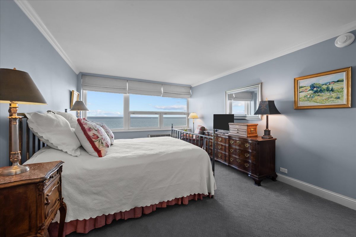 1630 Sheridan Road, Unit 9C Wilmette, IL 60091 - Photo 17 of 31