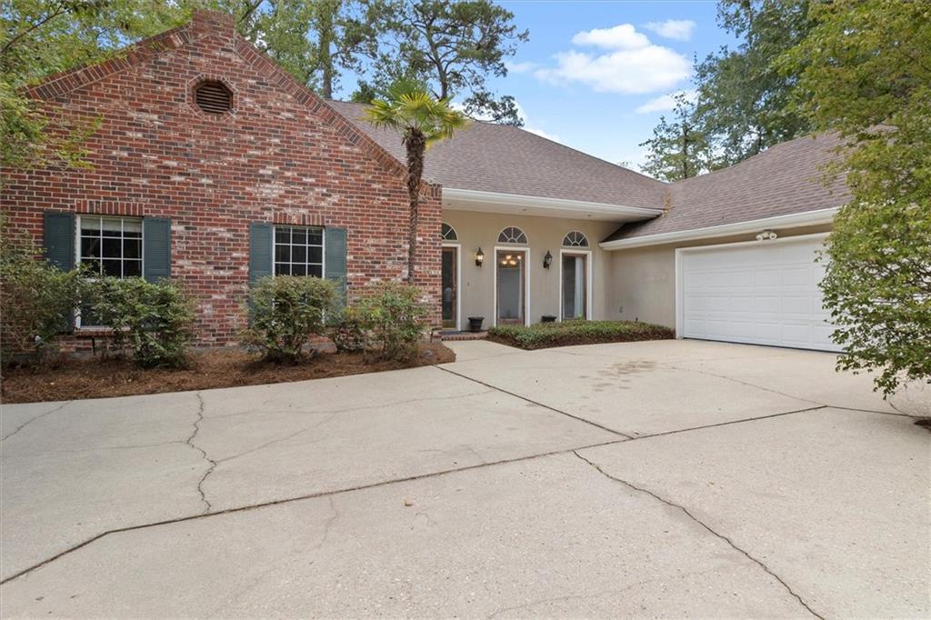 200 Bigner Road Mandeville, LA 70471 - Photo 2 of 24 Gallery Image 2