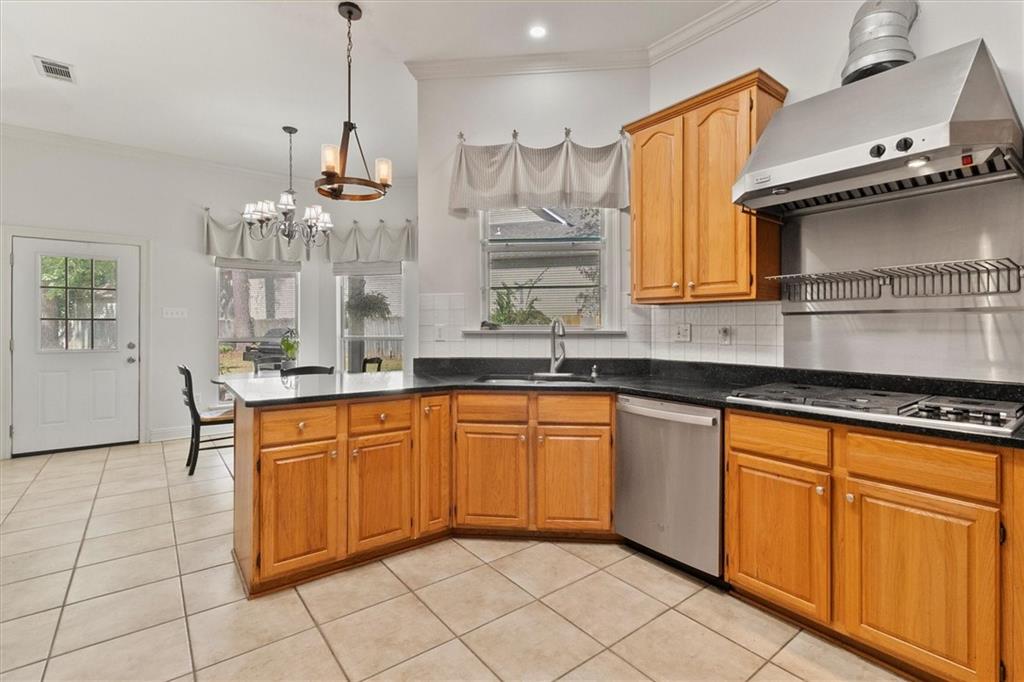 200 Bigner Road Mandeville, LA 70471 - Photo 9 of 24 Gallery Image 9