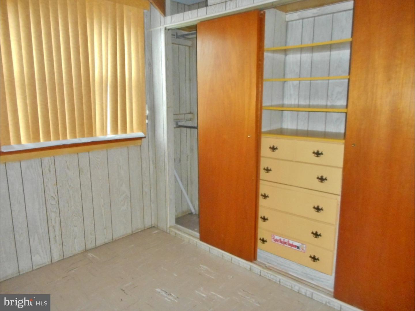 1805 Tree Street Philadelphia, PA 19145 - Photo 14 of 14 Bedroom 3