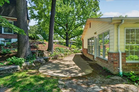 $499,000 | 331 Wildforest Drive, Ballwin, MO 63011