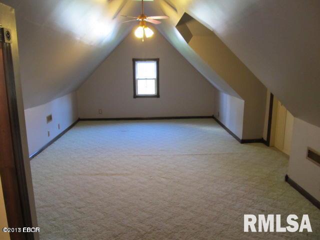 305 West 3rd Street Ina, IL 62846 - Photo 29 of 50