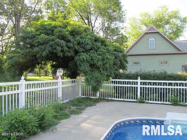 305 West 3rd Street Ina, IL 62846 - Photo 43 of 50
