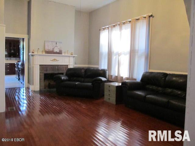 305 West 3rd Street Ina, IL 62846 - Photo 8 of 50