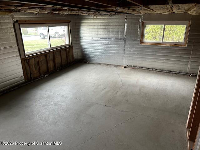 708 Delaware Street Mayfield, PA 18433 - Photo 13 of 48 IMG_8107