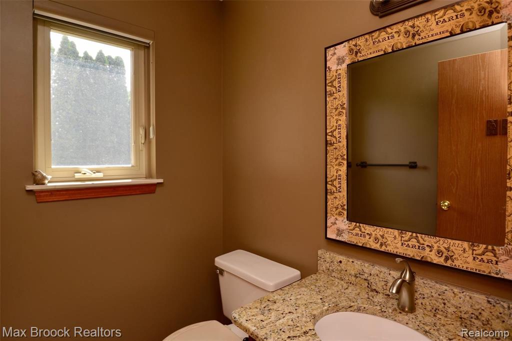 233 Coldiron Drive Rochester Hills, MI 48307 - Photo 6 of 24