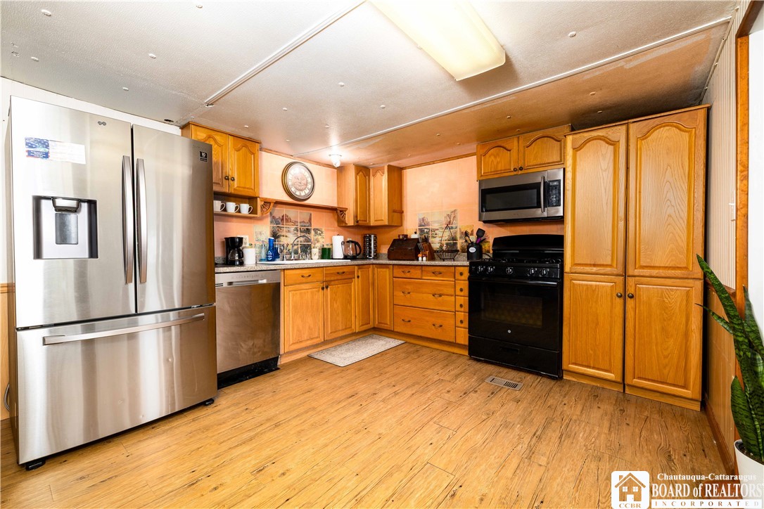 8961 Flucker Hill Road Villenova, NY 14138 - Photo 13 of 26 Kitchen