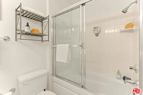 $745,000 | 4520 Fulton Avenue, Unit 14, Sherman Oaks, CA 91423