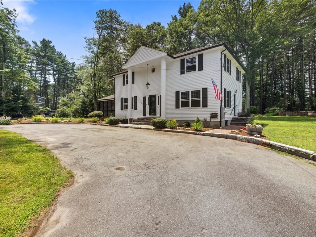 262 West River Road Uxbridge, MA 01569 - Photo 3 of 42 Gallery Image 3