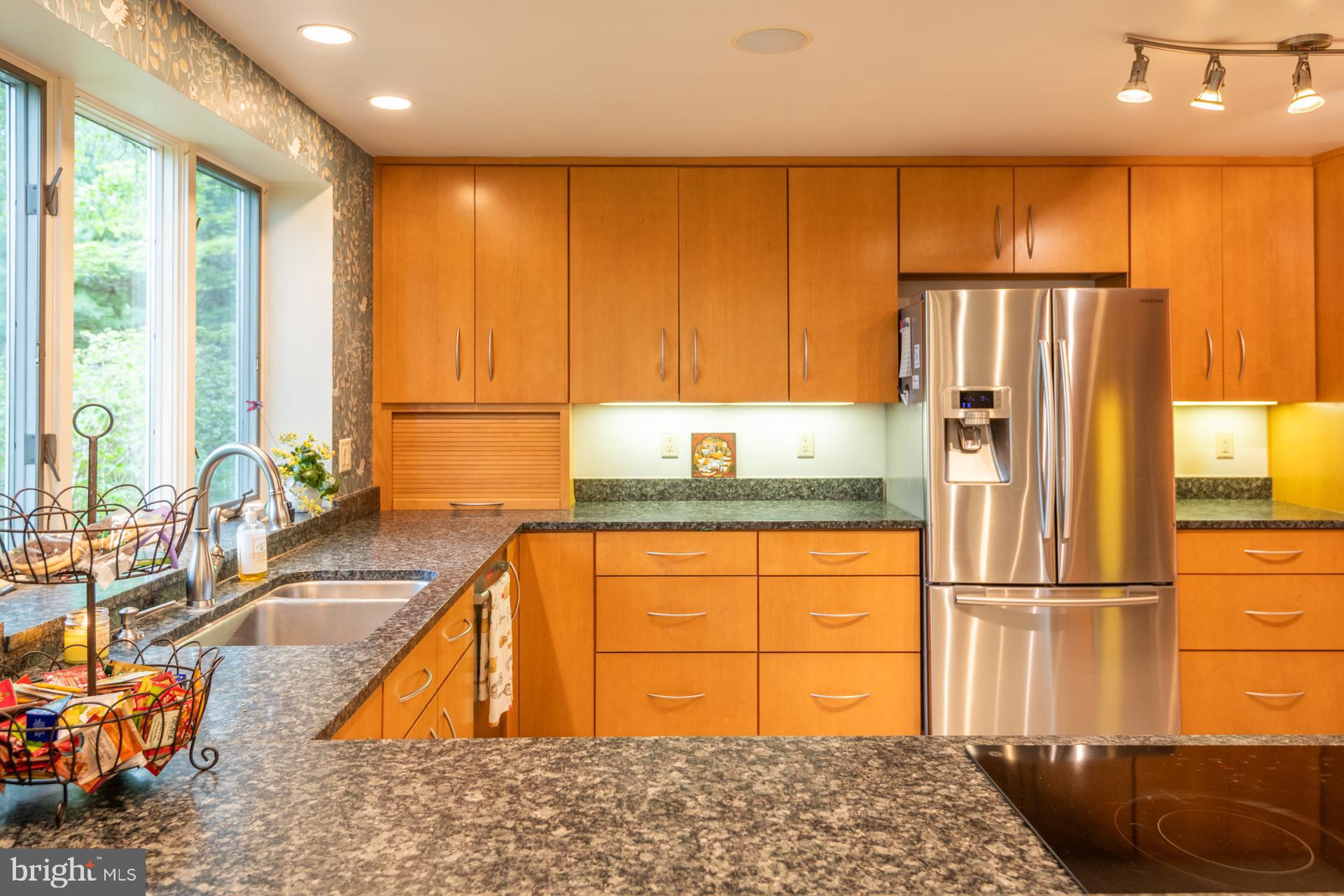 942 Robin Road State College, PA 16801 - Photo 80 of 110 Gallery Image 80