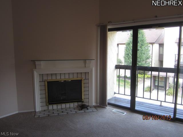 1074 Hampton Ridge Drive Akron, OH 44313 - Photo 6 of 25
