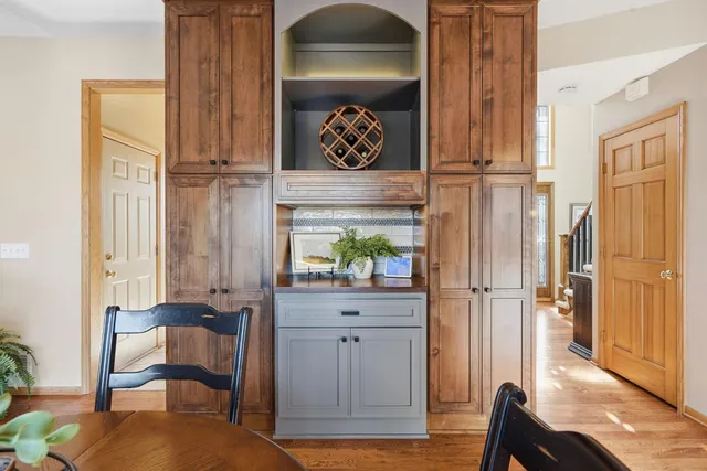 $670,000 | 9043 163rd Street West, Lakeville, MN 55044