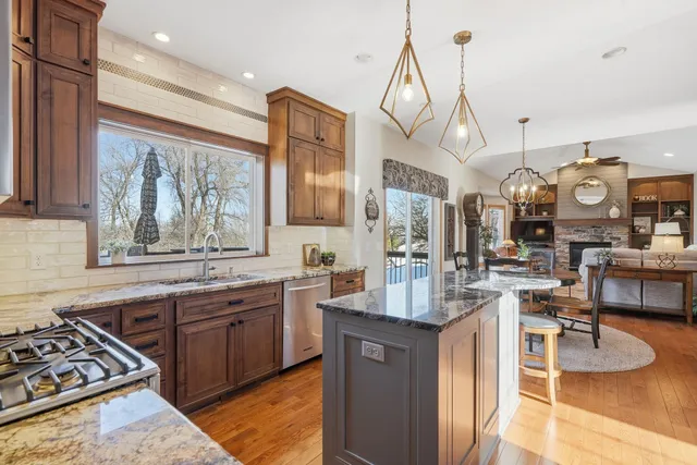 $670,000 | 9043 163rd Street West, Lakeville, MN 55044