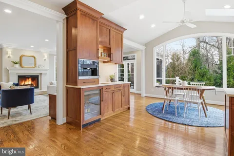 $1,890,000 | 1803 Brookstone Court, Vienna, VA 22182