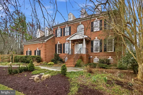 $1,890,000 | 1803 Brookstone Court, Vienna, VA 22182
