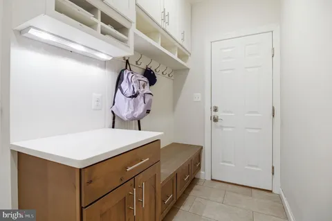 $1,890,000 | 1803 Brookstone Court, Vienna, VA 22182