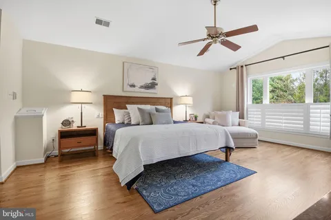 $1,890,000 | 1803 Brookstone Court, Vienna, VA 22182