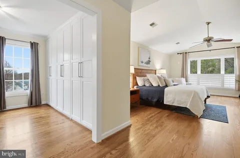 $1,890,000 | 1803 Brookstone Court, Vienna, VA 22182