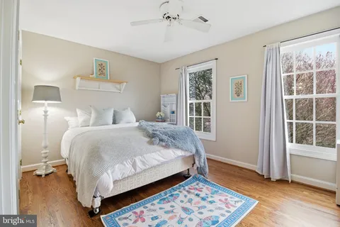 $1,890,000 | 1803 Brookstone Court, Vienna, VA 22182