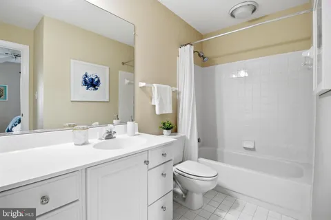 $1,890,000 | 1803 Brookstone Court, Vienna, VA 22182