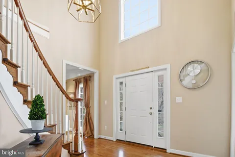 $1,890,000 | 1803 Brookstone Court, Vienna, VA 22182