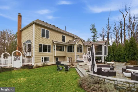 $1,890,000 | 1803 Brookstone Court, Vienna, VA 22182