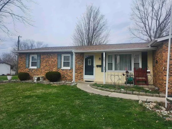 $210,000 | 307 East Sunset Drive, South Whitley, IN 46787