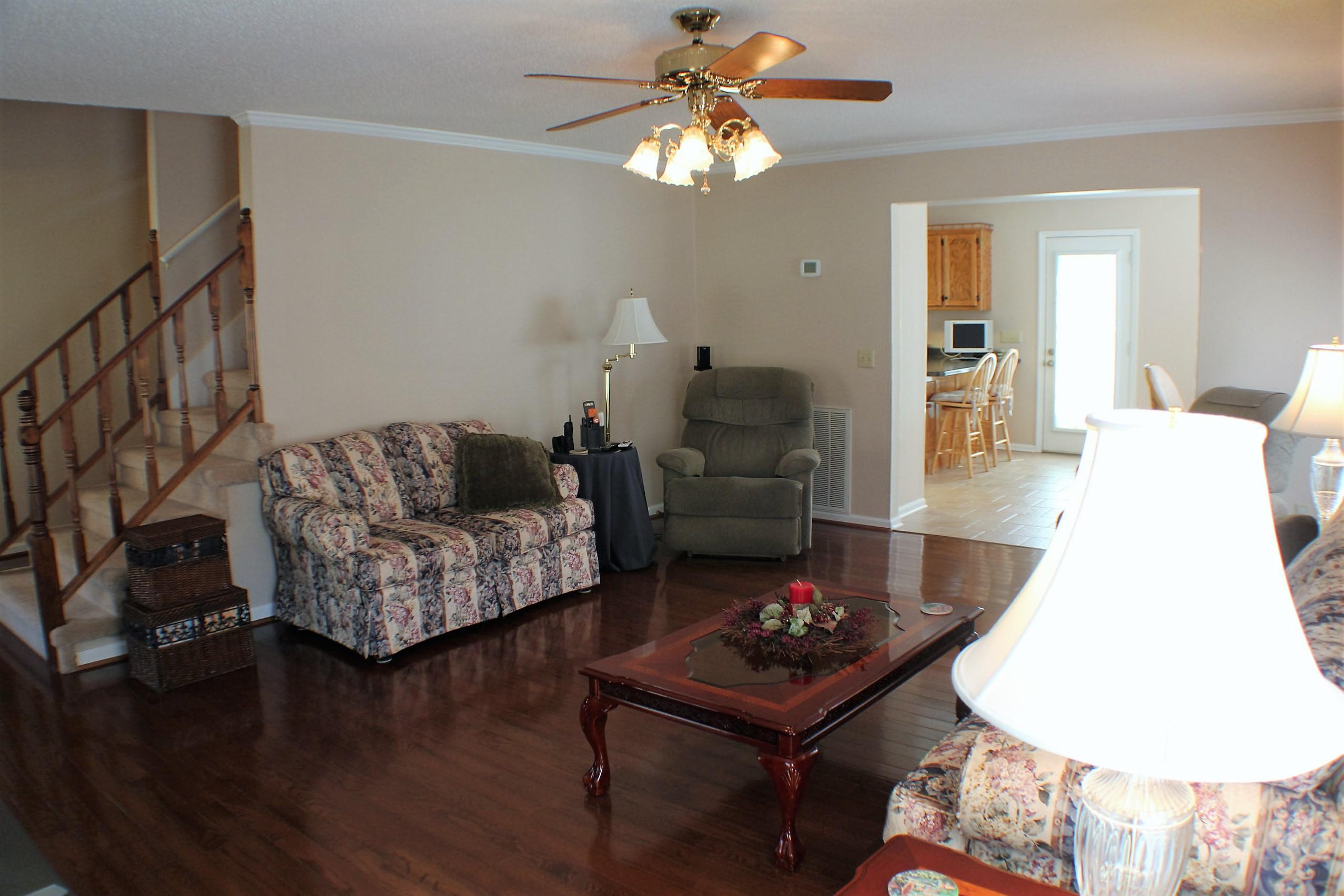6422 Levi Road Hixson, TN 37343 - Photo 7 of 29 Den-Family Room