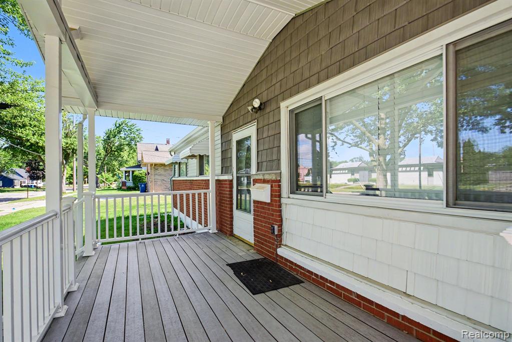 611 South Main Street Davison, MI 48423 - Photo 4 of 22