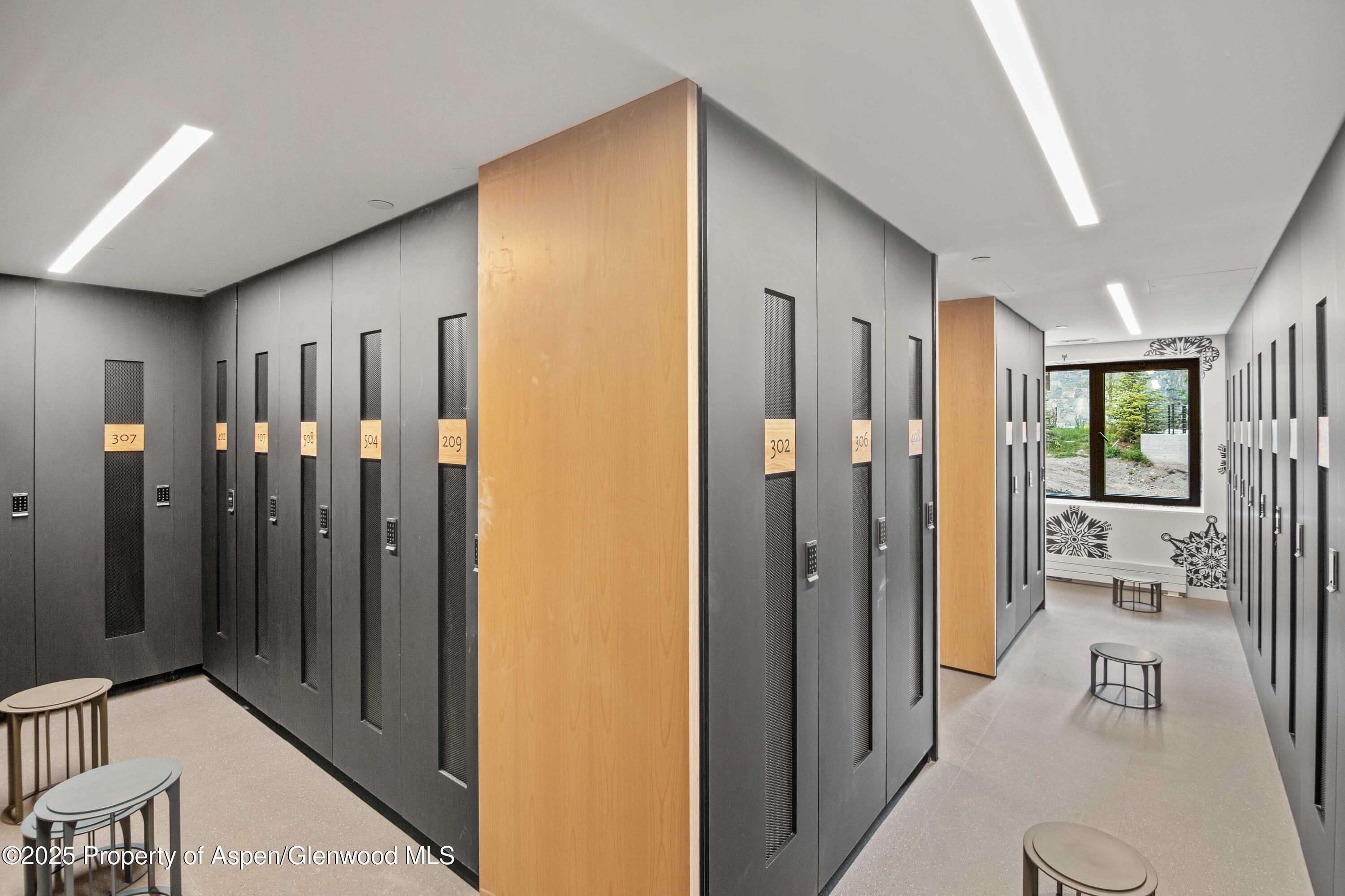 119 Wood Road, Unit 305 Snowmass Village, CO 81615 - Photo 26 of 28 F09A8265a