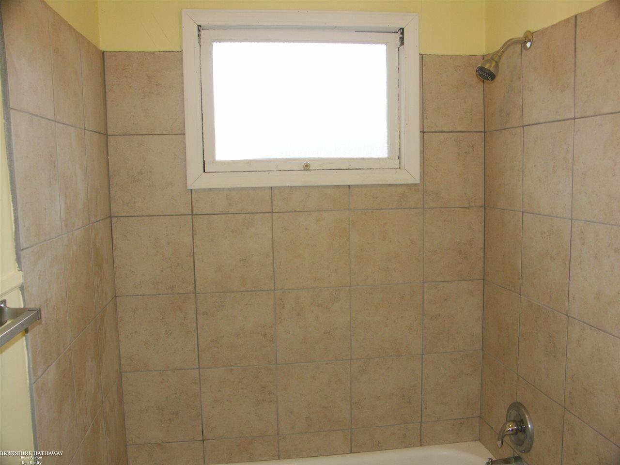 3250 Ravenswood Road Port Huron, MI 48060 - Photo 7 of 14