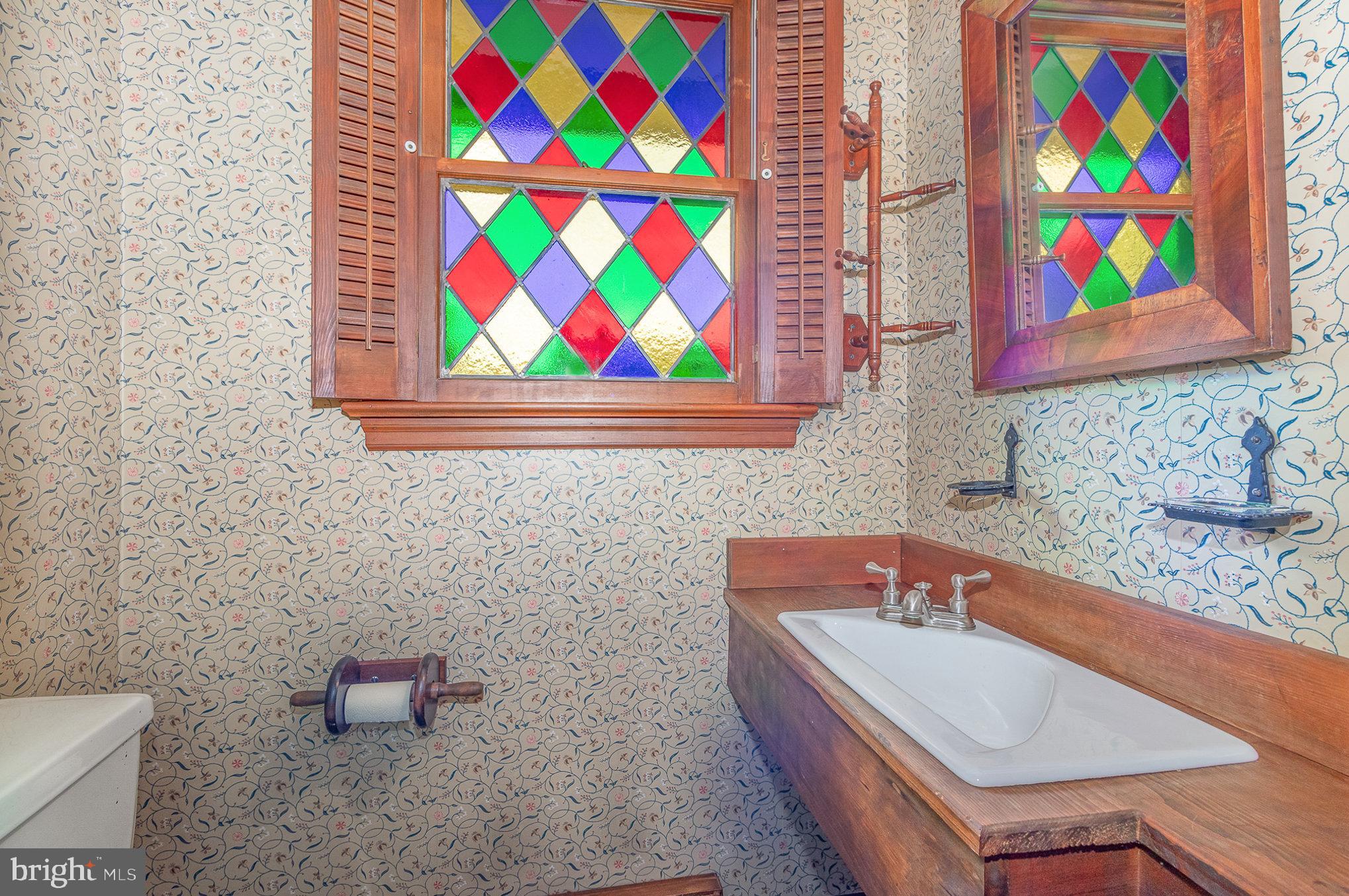 4482 Nantucket Road Harrisburg, PA 17112 - Photo 17 of 40 Powder Room