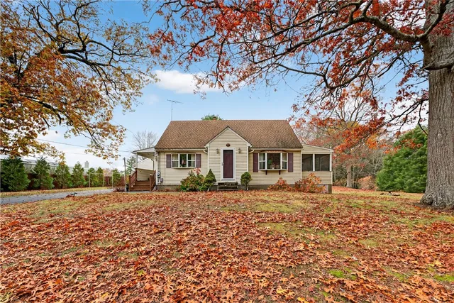 $439,900 | 77 Chestnut Hill Road, Glocester, RI 02814
