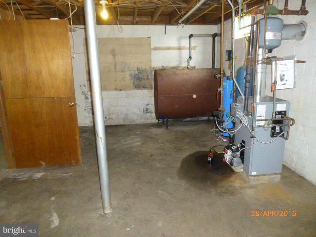 24210 Laytonsville Road Laytonsville, MD 20882 - Photo 17 of 18 Basement